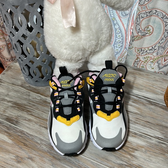 Nike Air Max 270 React Particle Grey-Arctic Pink-Sulfur Sneakers - 5.5Y - New - Picture 4 of 10
